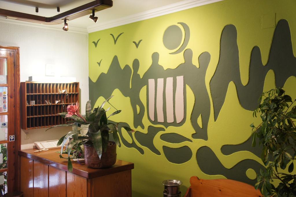 סנט הילארי סקלם Hostal Torras מראה חיצוני תמונה