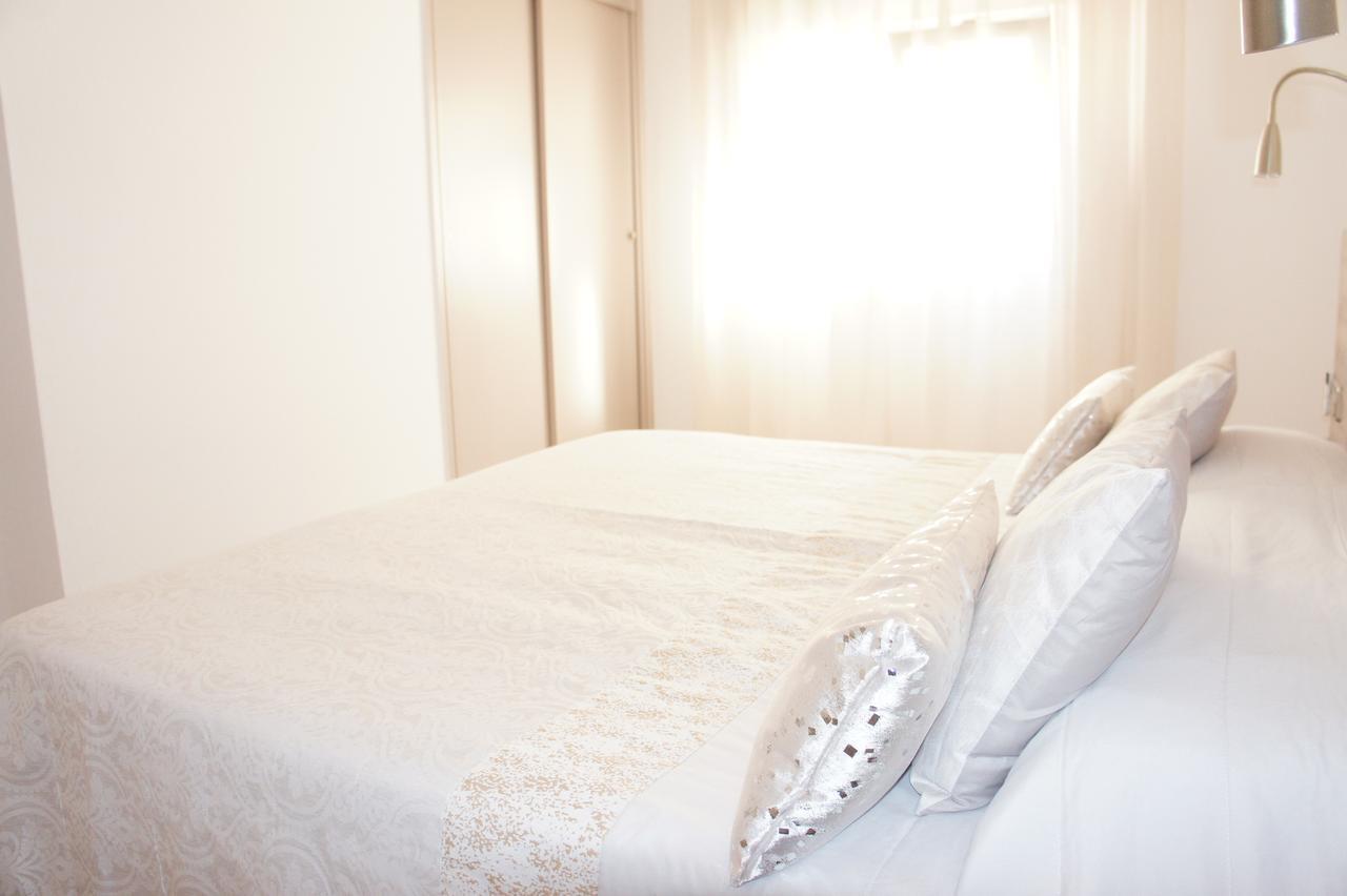 סנט הילארי סקלם Hostal Torras מראה חיצוני תמונה