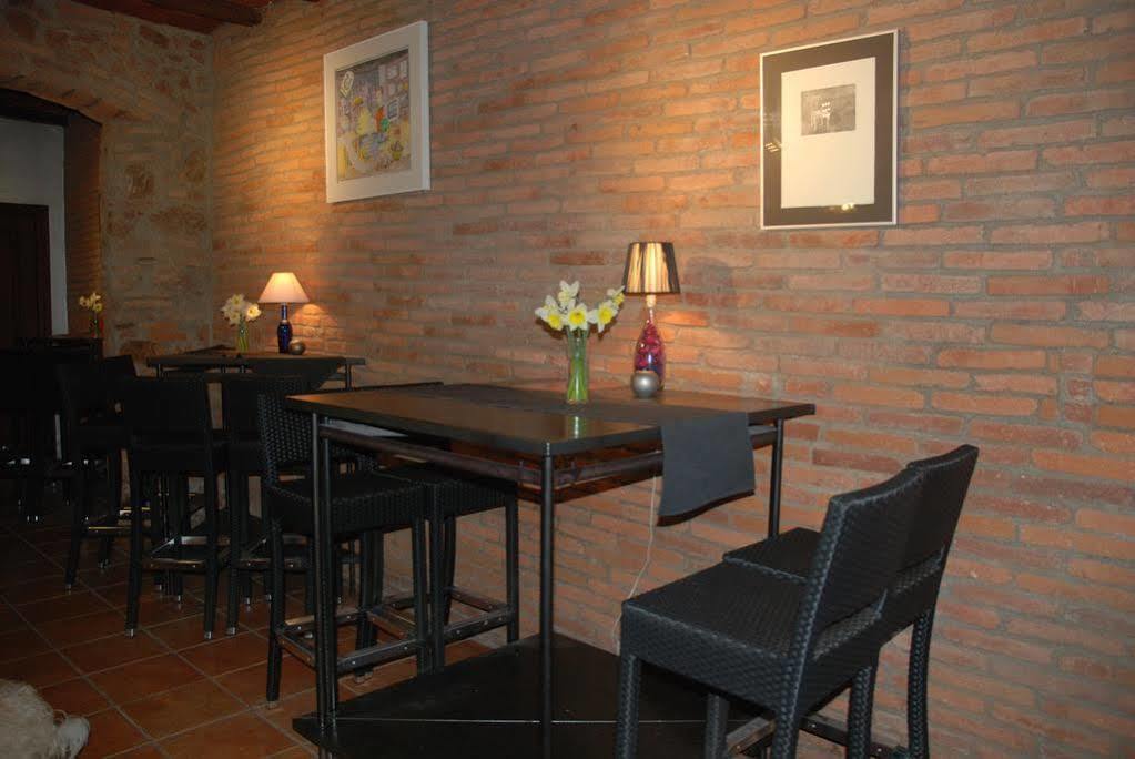 סנט הילארי סקלם Hostal Torras מראה חיצוני תמונה